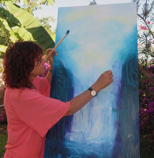 Julia Andrée est une peintre suisse et est une source d'inspiration de Nadine André